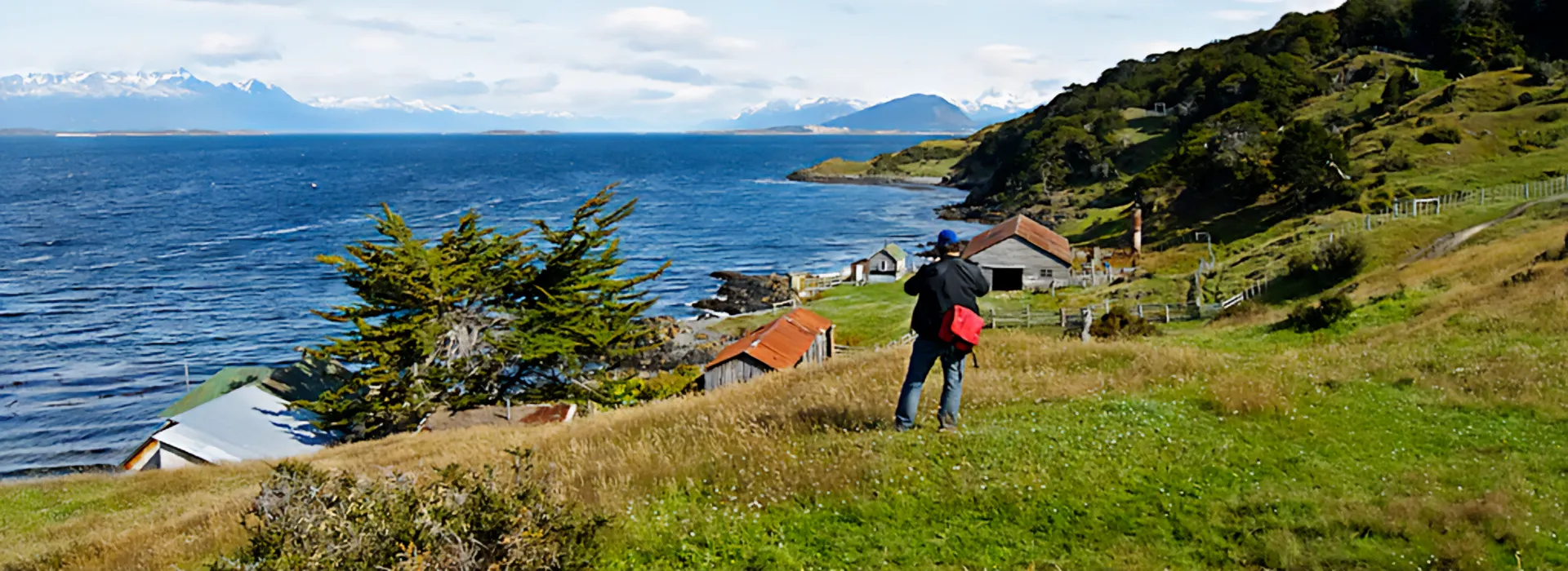 Vista panorámica de Estancia y Canal Beagle